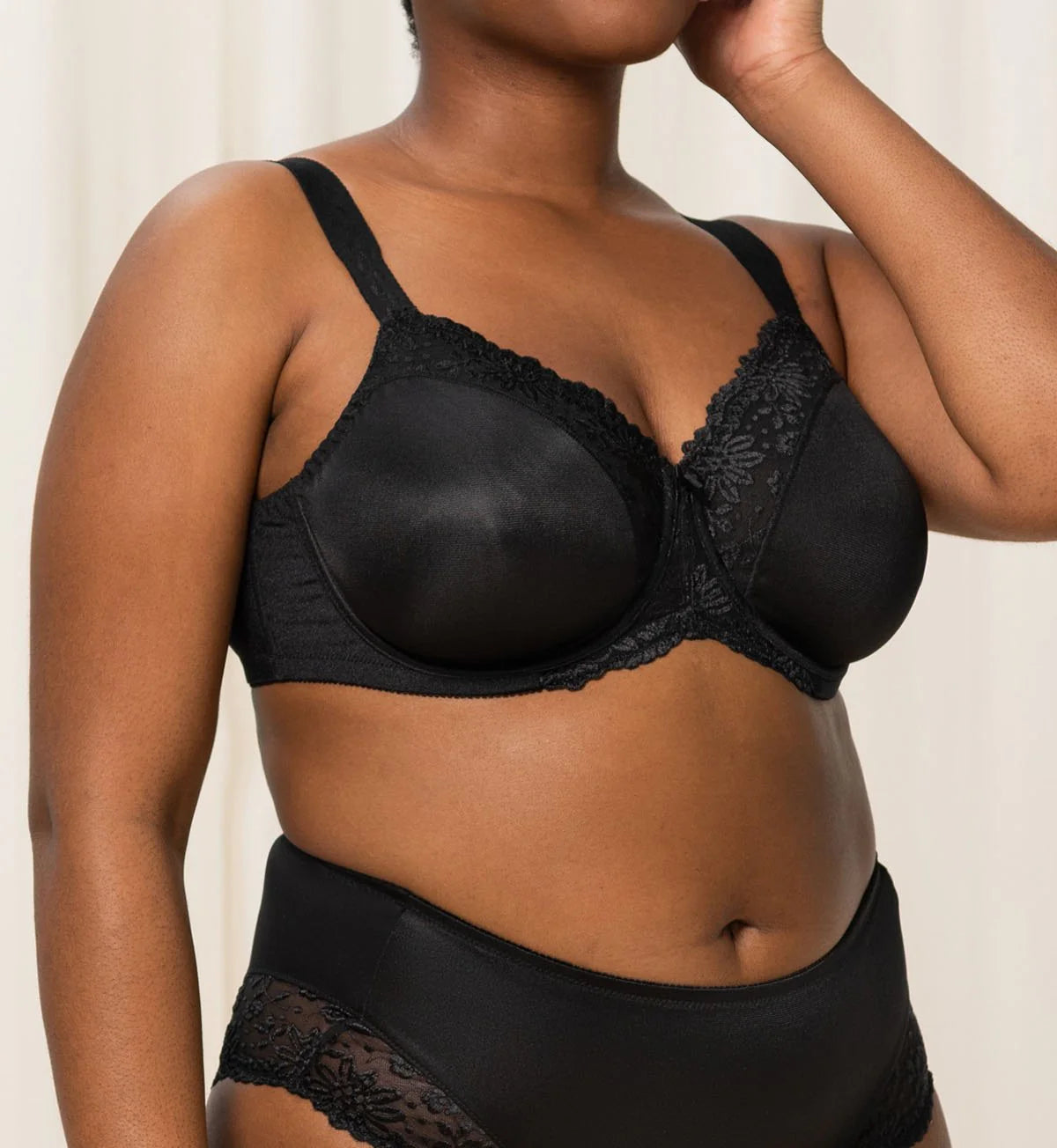 TRIUMPH LADY FORM