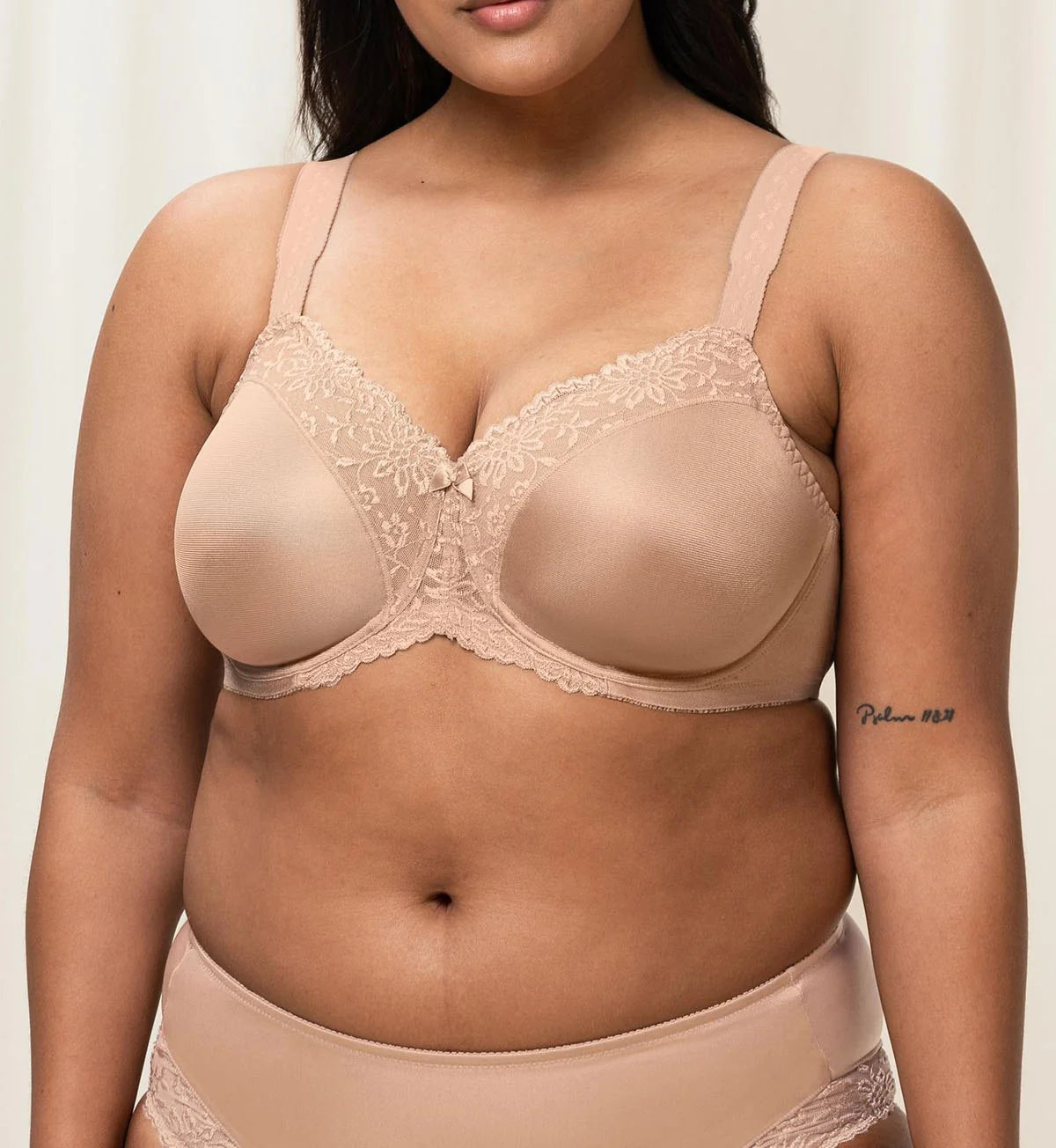 TRIUMPH LADY FORM