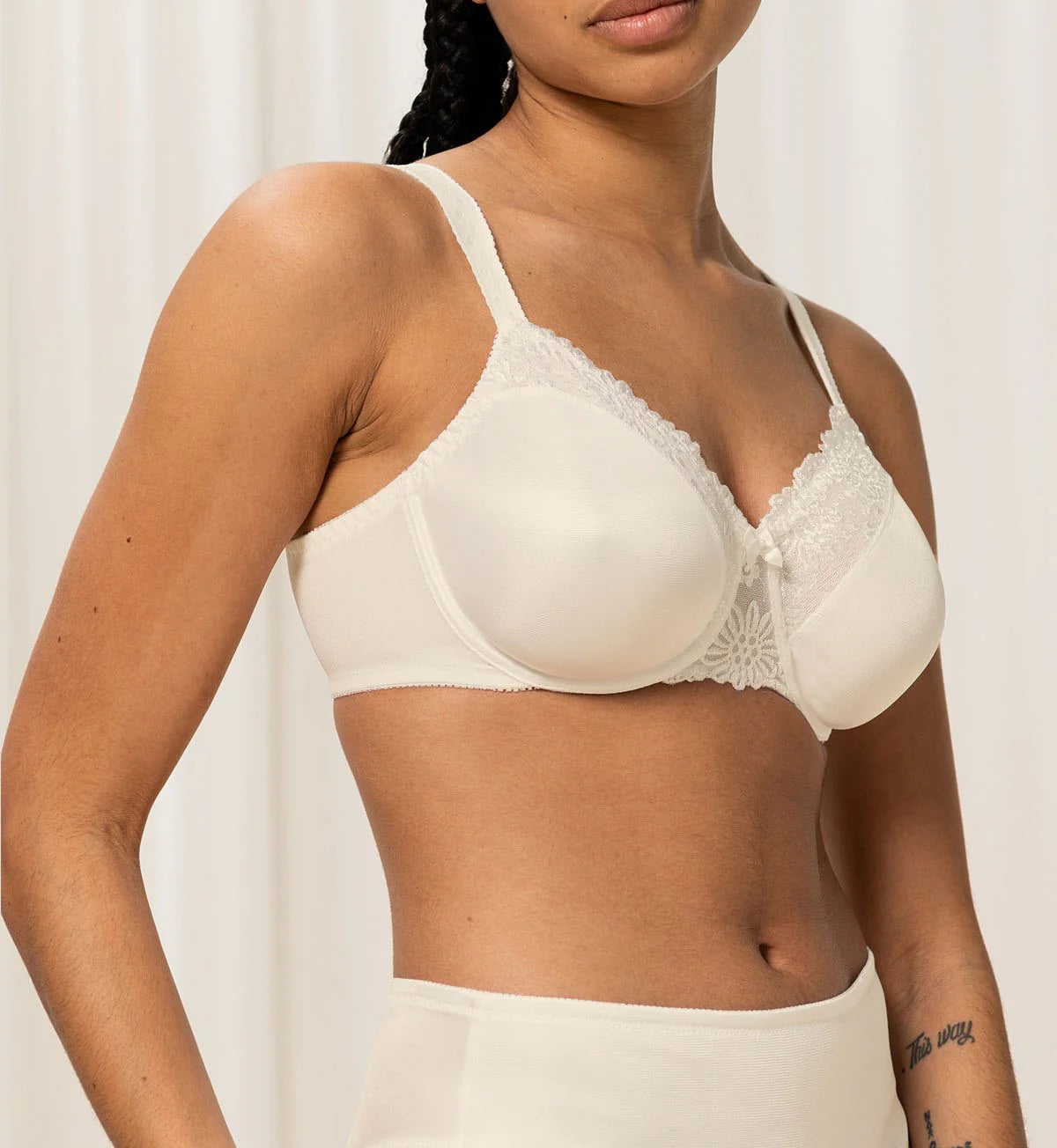 TRIUMPH LADY FORM