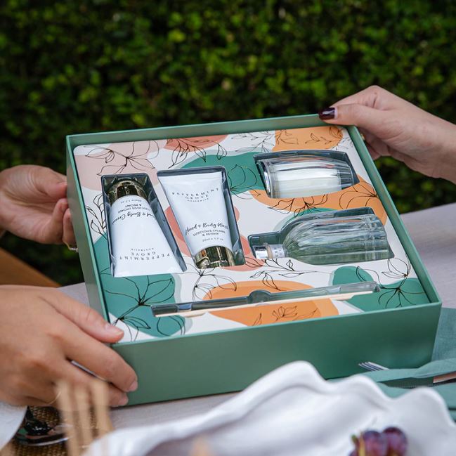 PEPPERMINT GROVE - LYCHEE & PEONY GIFT SET