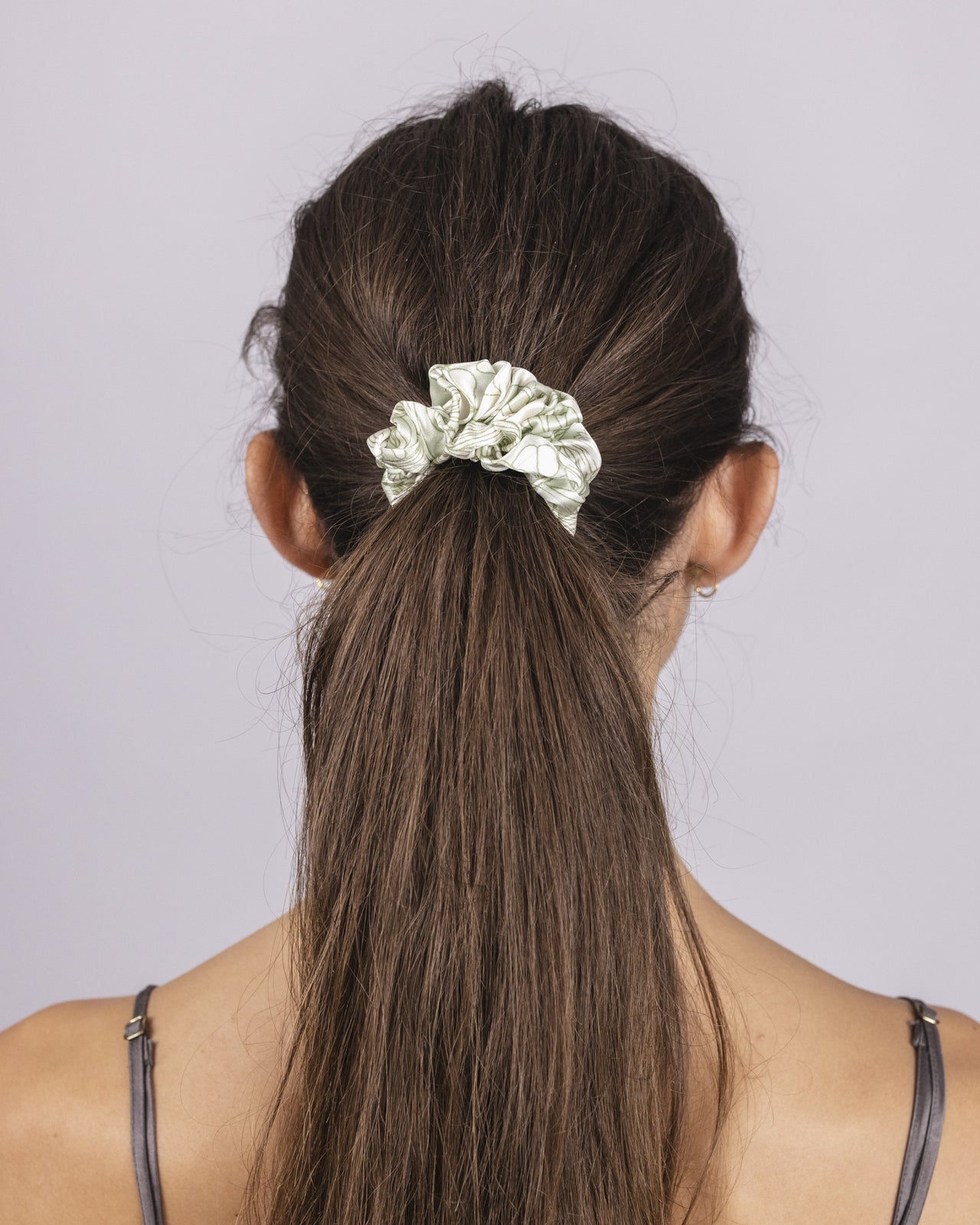 SILK MAGNOLIA - SILK SCRUNCHIE