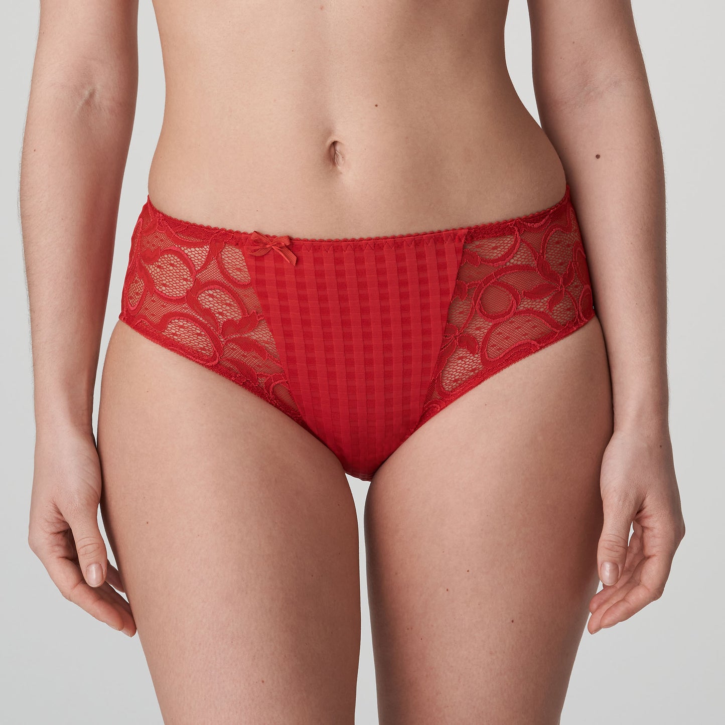 PRIMA DONNA - MADISON BRIEF