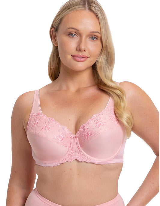 TRIUMPH - EMBROIDERED MINIMIZER  - STRAWBERRY CREAM