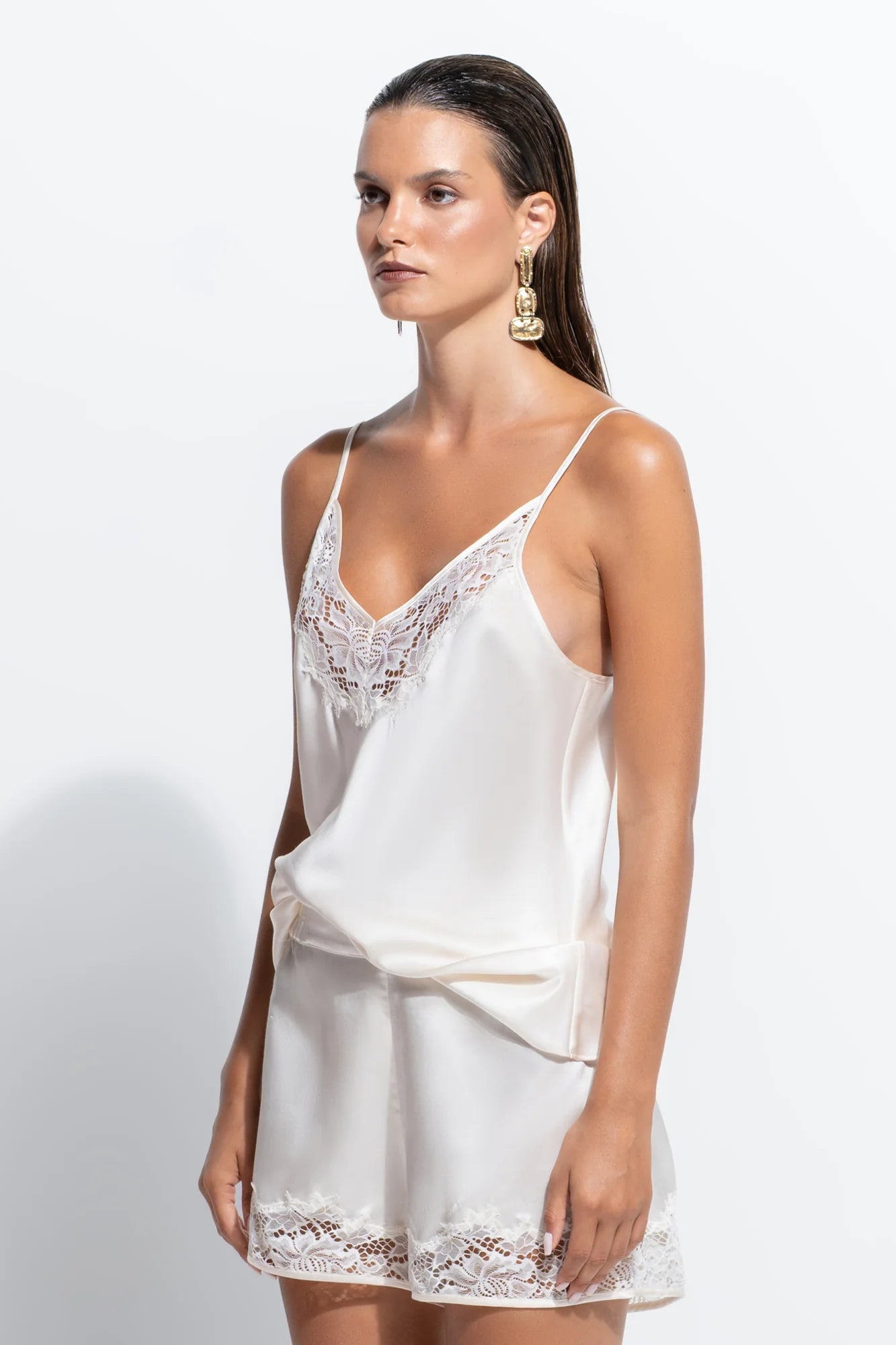 GINIA JEZEBEL CAMI