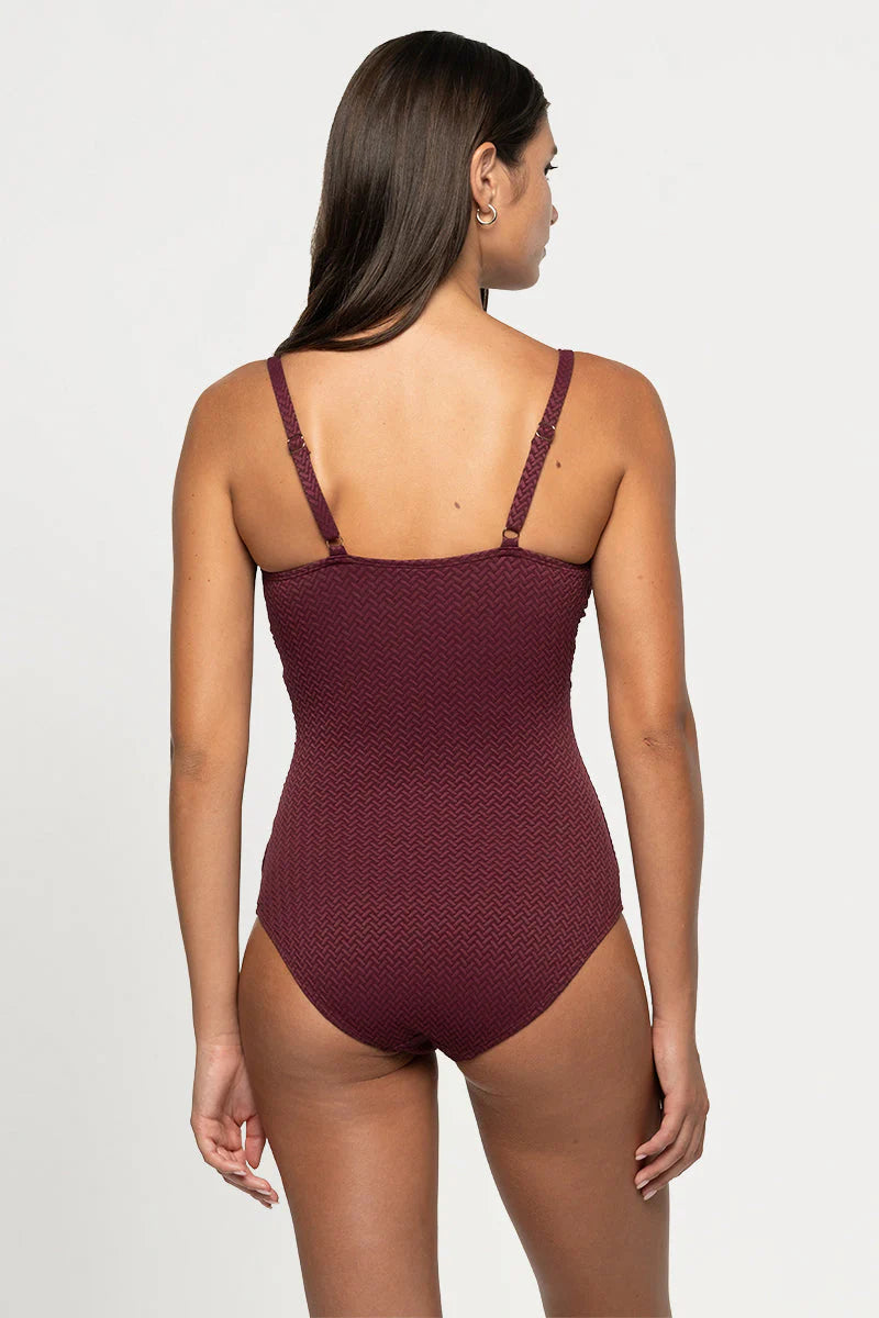 Nip Tuck Saranya Amanda Multifit One Piece