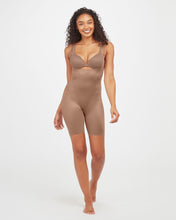 Load image into Gallery viewer, SPANX - THINSTINCTS 2.0 OPENBUST MIDTHIGH BODYSUIT
