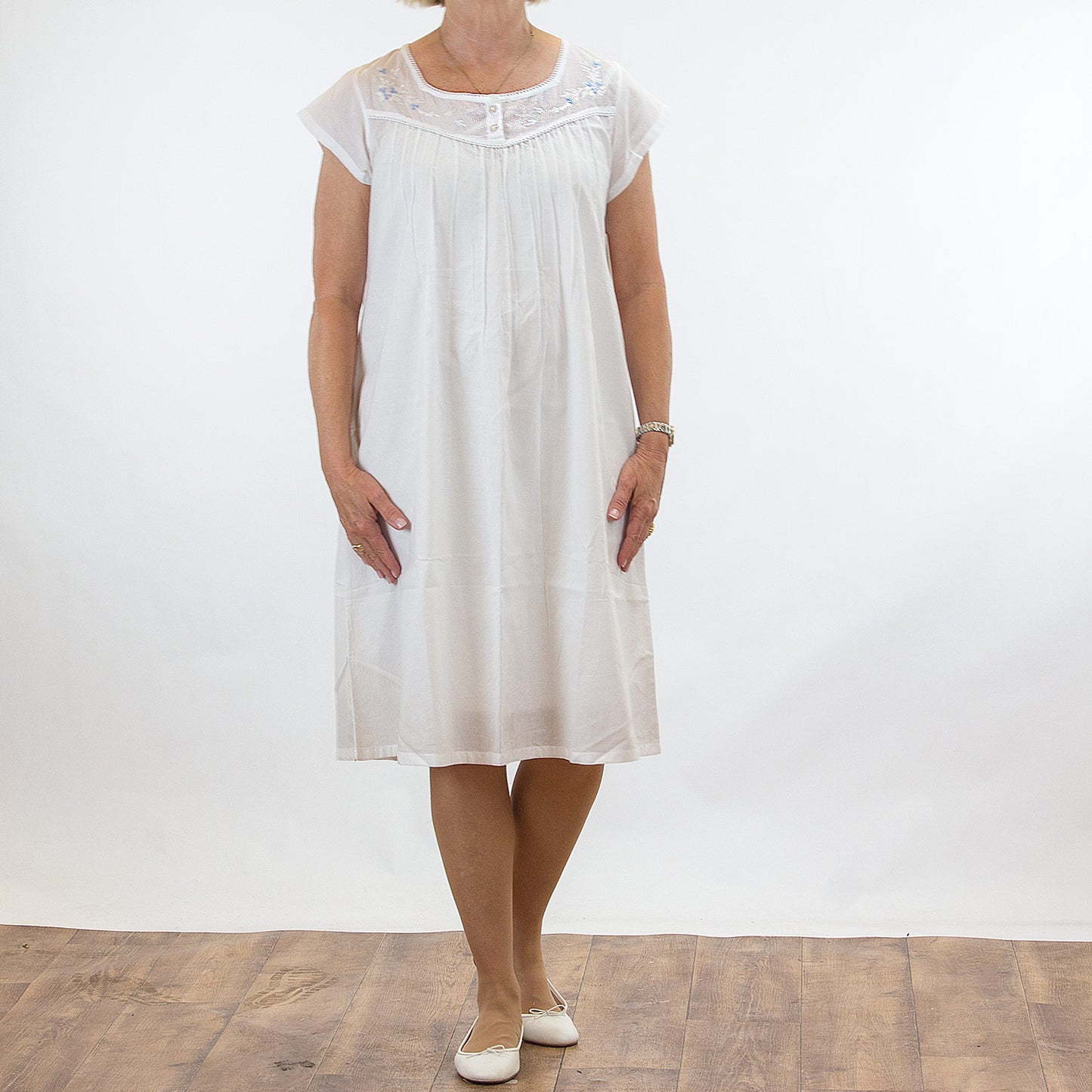 FRENCH COUNTRY - CAP SLEEVE NIGHTIE FCT111