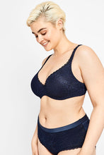 Load image into Gallery viewer, BERLEI - BARLEY THERE LACE T-SHIRT BRA
